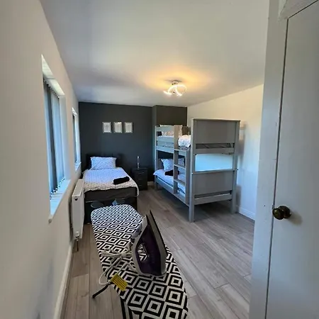 Cosy, Modern Near Bhx, Nec And Centre Nyaraló
