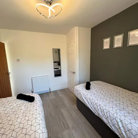 Nyaraló Cosy, Modern Near Bhx, Nec And Centre